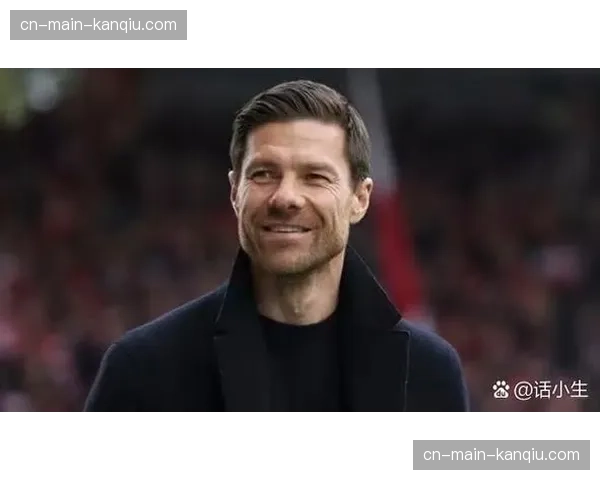 专访勒沃库森主帅阿隆索：谈论在多语言环境中构建团队凝聚力的挑战与心得